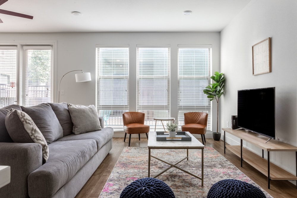 Family Townhome, 2 Bedrooms, Non Smoking (Self Check-In With Virtual Front Desk)