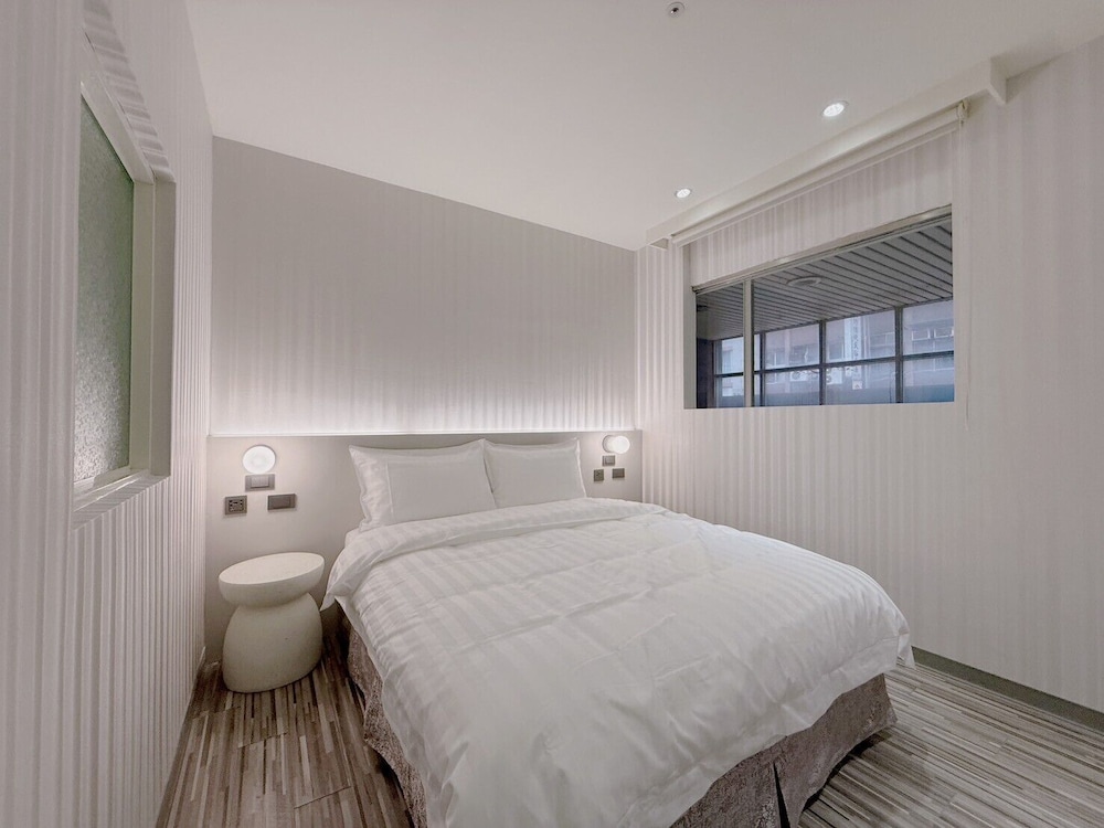 Elite Double Room, 1 Double Bed, Non Smoking, Private Bathroom