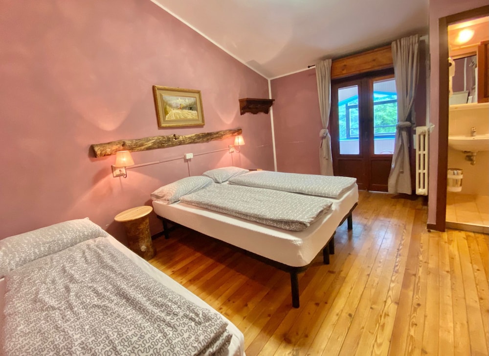 Triple Room, Balcony