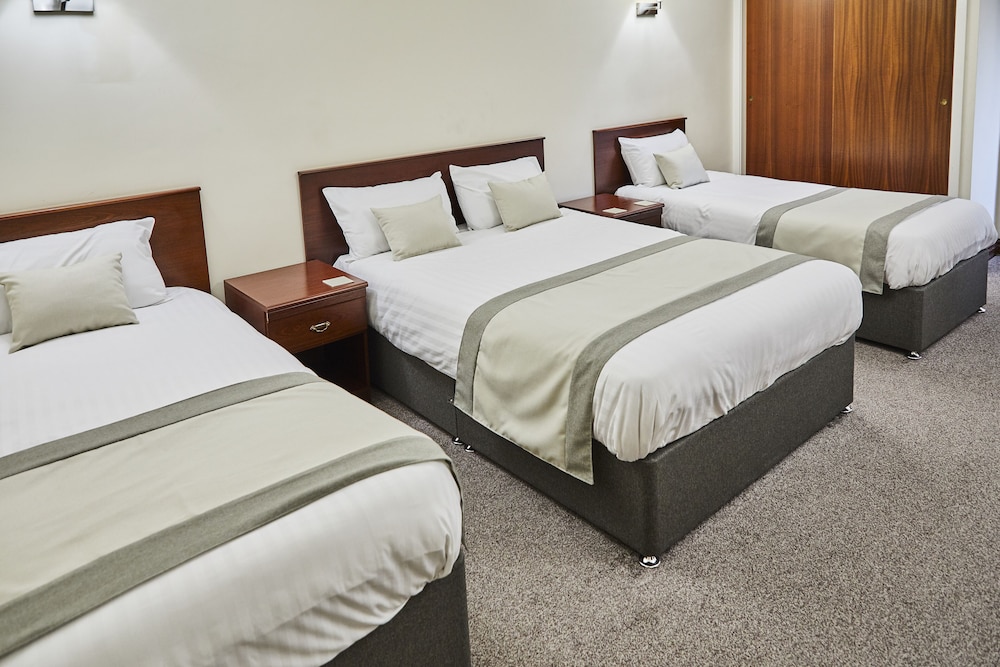 Quadruple Room, Multiple Beds photo 1