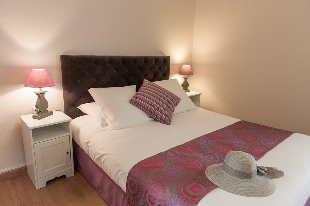 Comfort Triple Room, 1 Queen Bed
