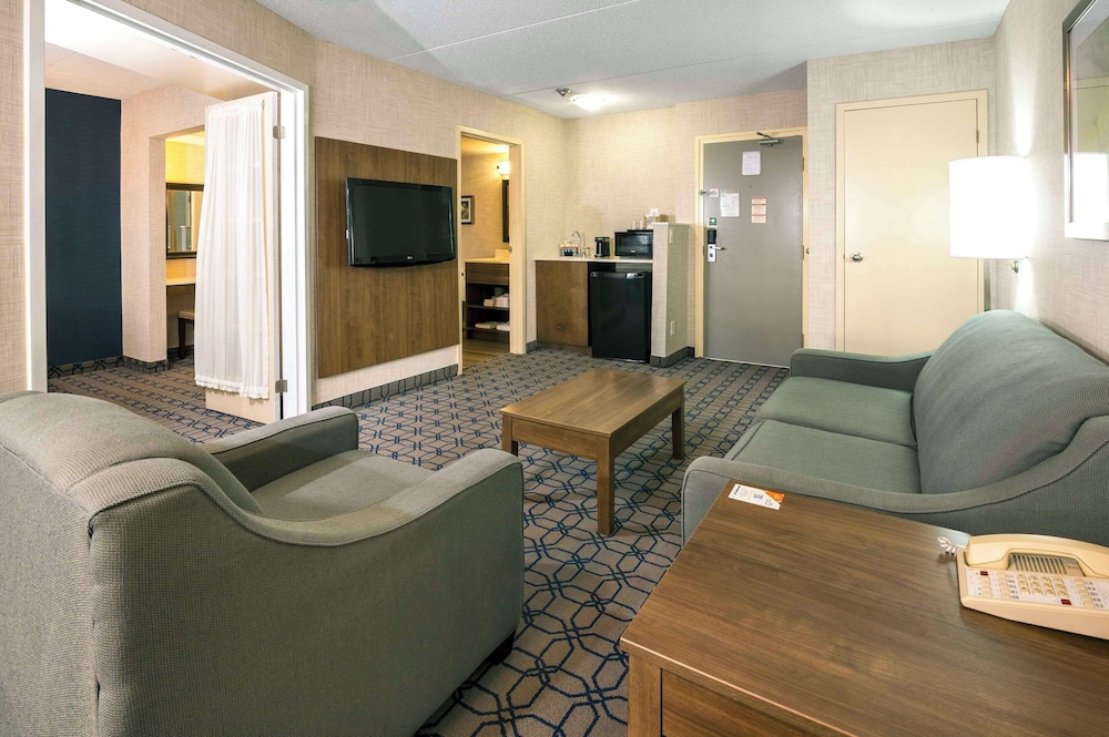 Suite, Non Smoking photo 2