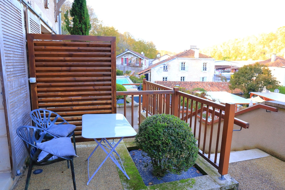 Deluxe Double Room - Photo 3