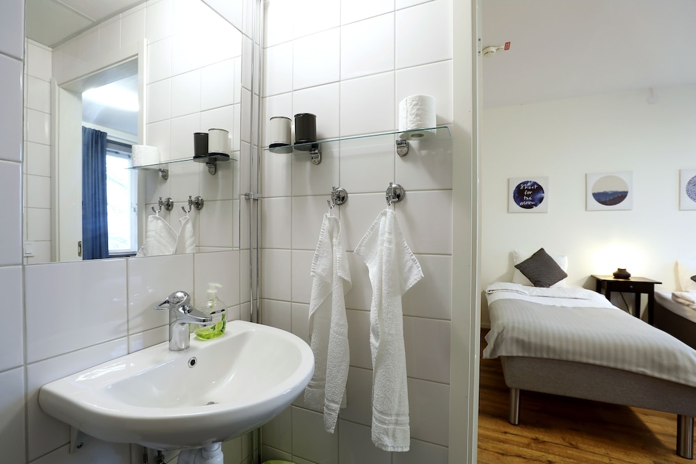Double Room, Private Bathroom, Lake View photo 3