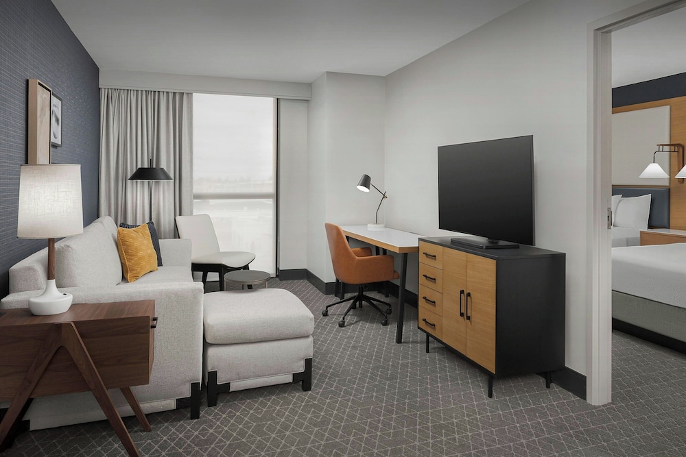 Suite, 1 Bedroom thumbnail 6