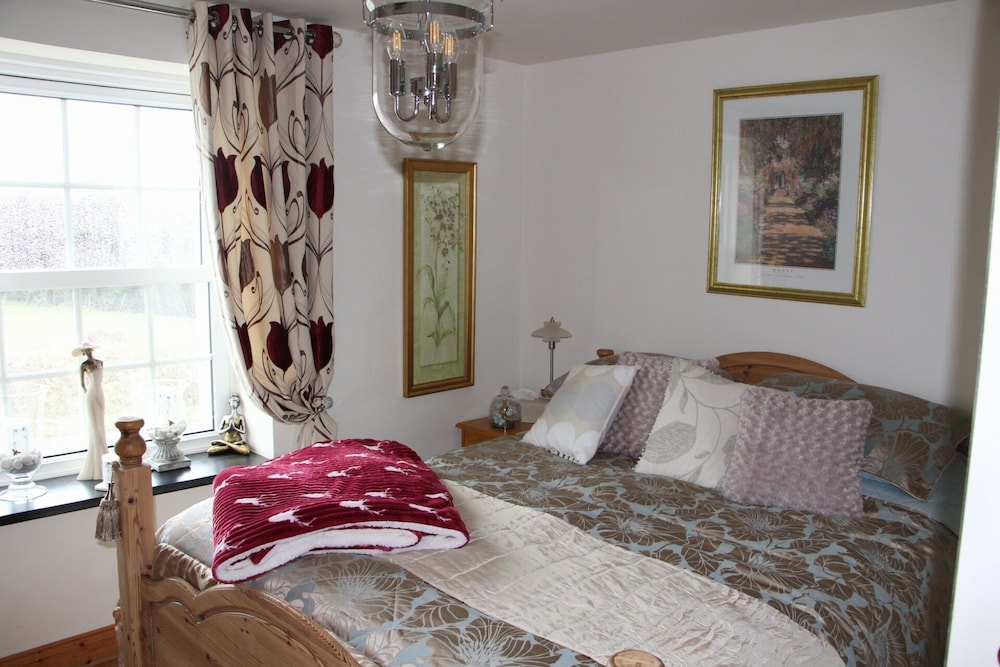 Double Room, Shared Bathroom (Trebarwith) photo 1