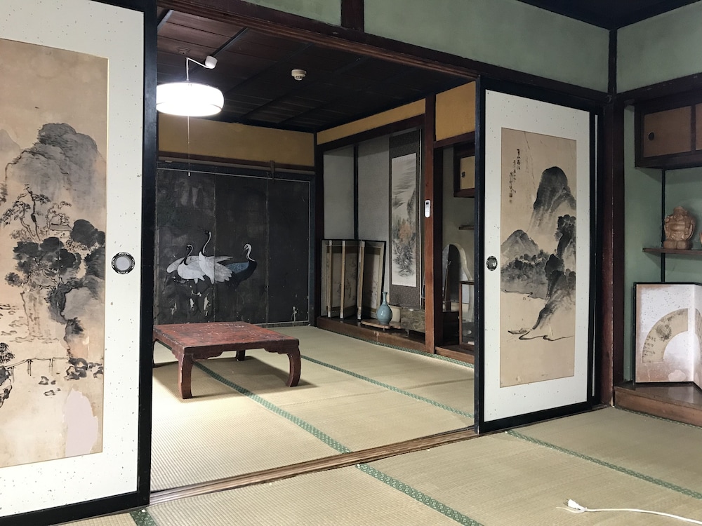 Japanese Style Room - Photo 1
