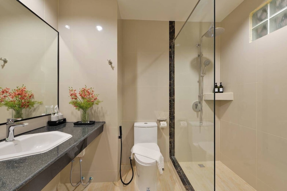 Executive Room - Photo 2