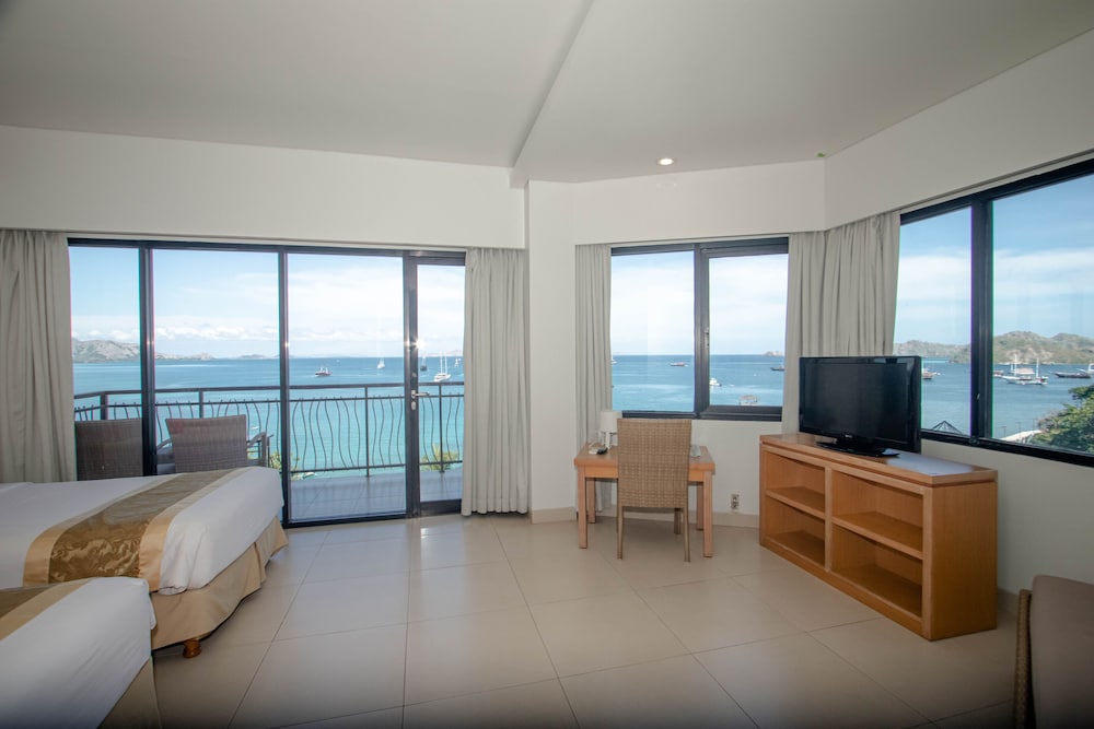 Deluxe Double or Twin Room, Sea View photo 2