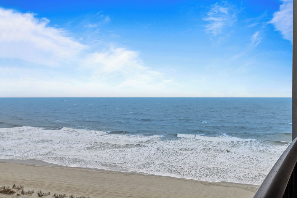 Mariner Ocean View Deluxe Two Bedroom Condo - Photo 13