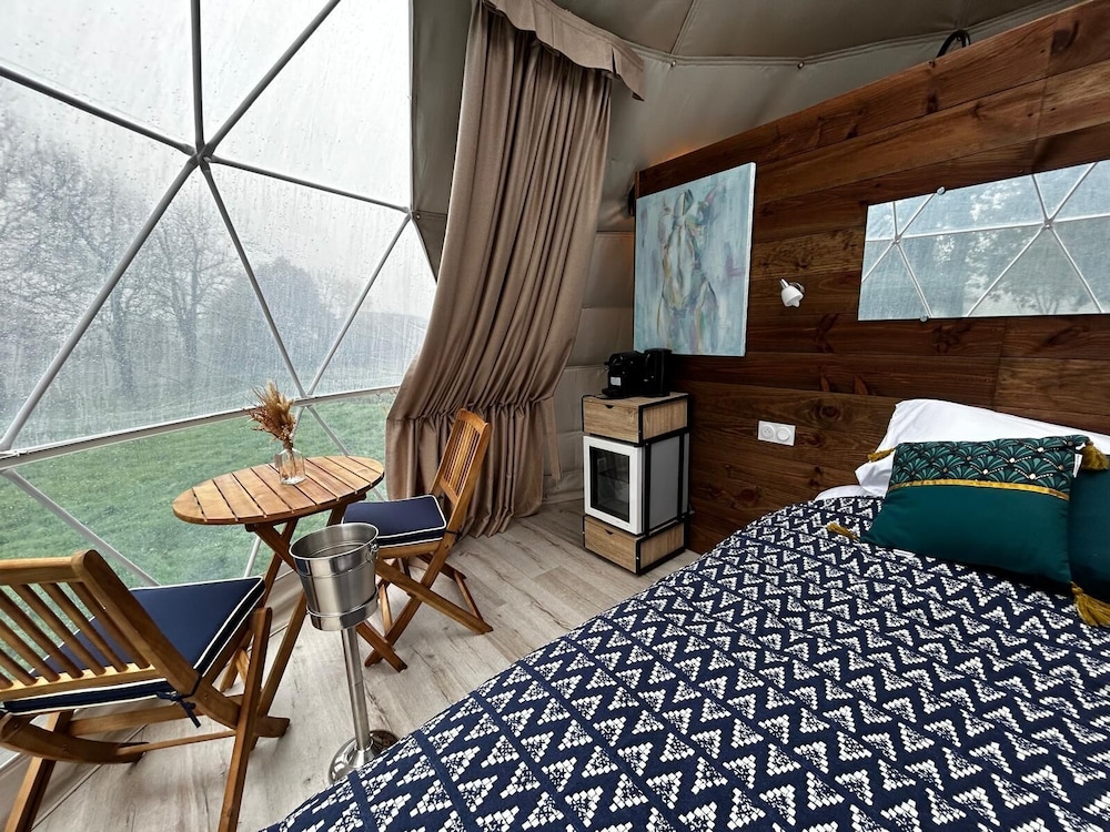 Deluxe Double Room, Garden View