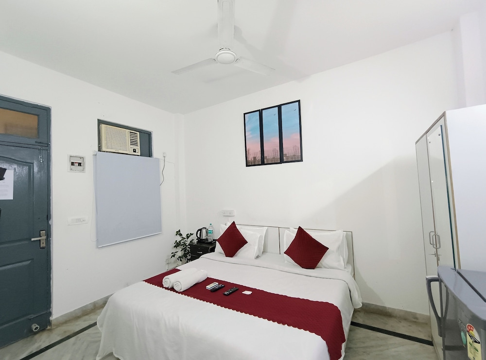 Deluxe Room - Photo 18