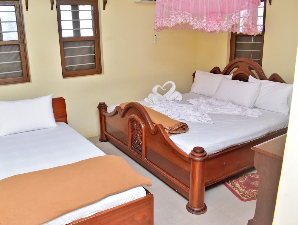 Standard Triple Room photo 2