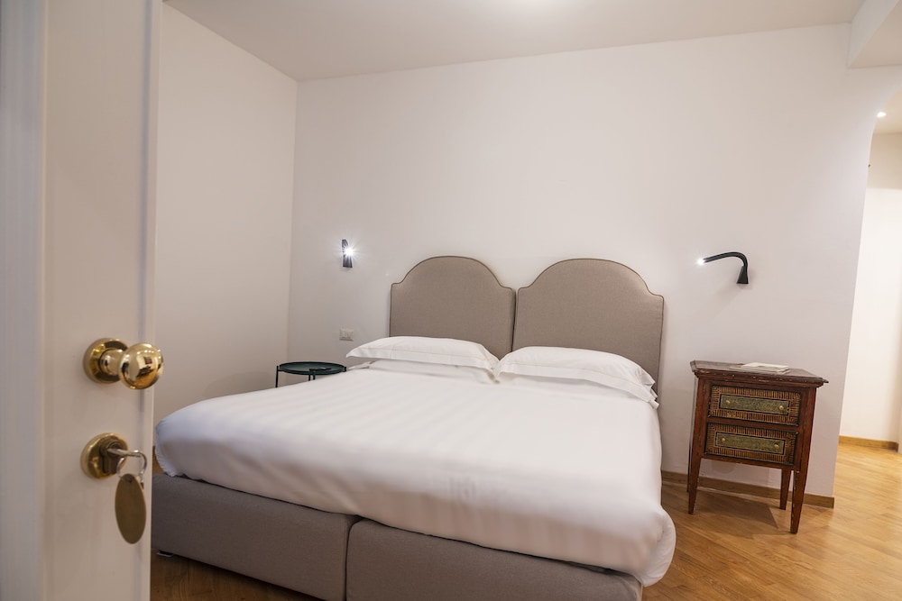 Comfort Double or Twin Room, Ensuite photo 1