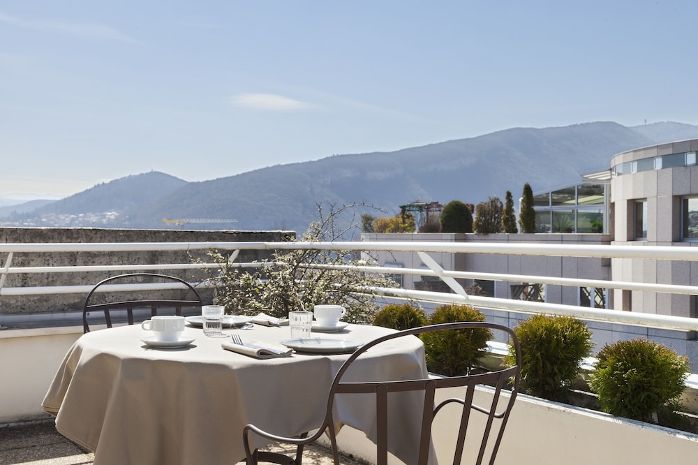 Studio, Terrace photo 3