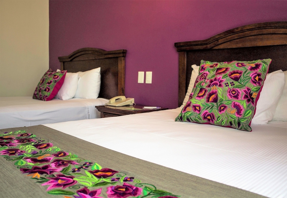 Standard Double Room, 2 Double Beds - Photo 6