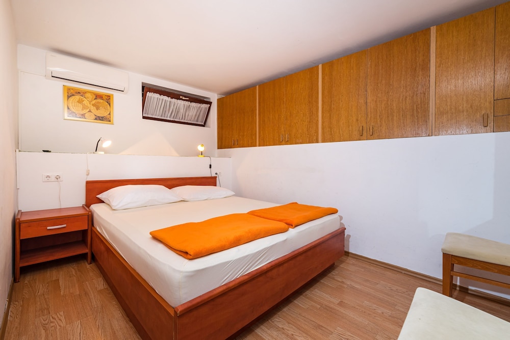 Apartment, 1 Bedroom, Balcony, Garden View