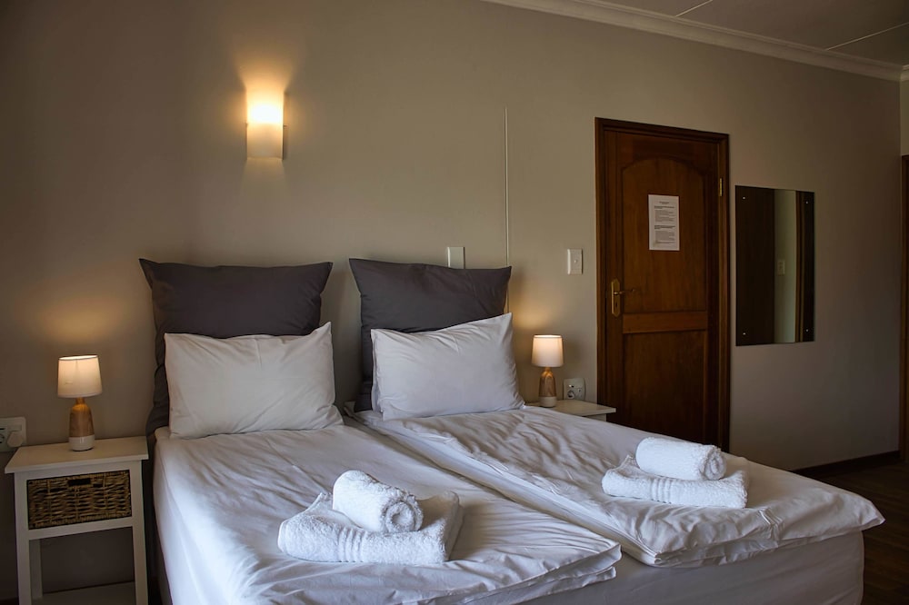 Standard Double Room, Garden View photo 3