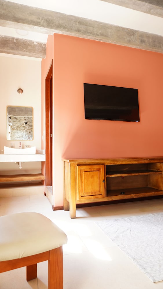 Comfort Room photo 3