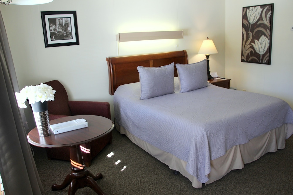 Superior Single Room, Ensuite (07 -1 Queen size bed) photo 1