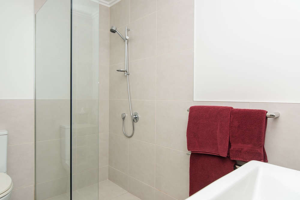 Luxury photo 2