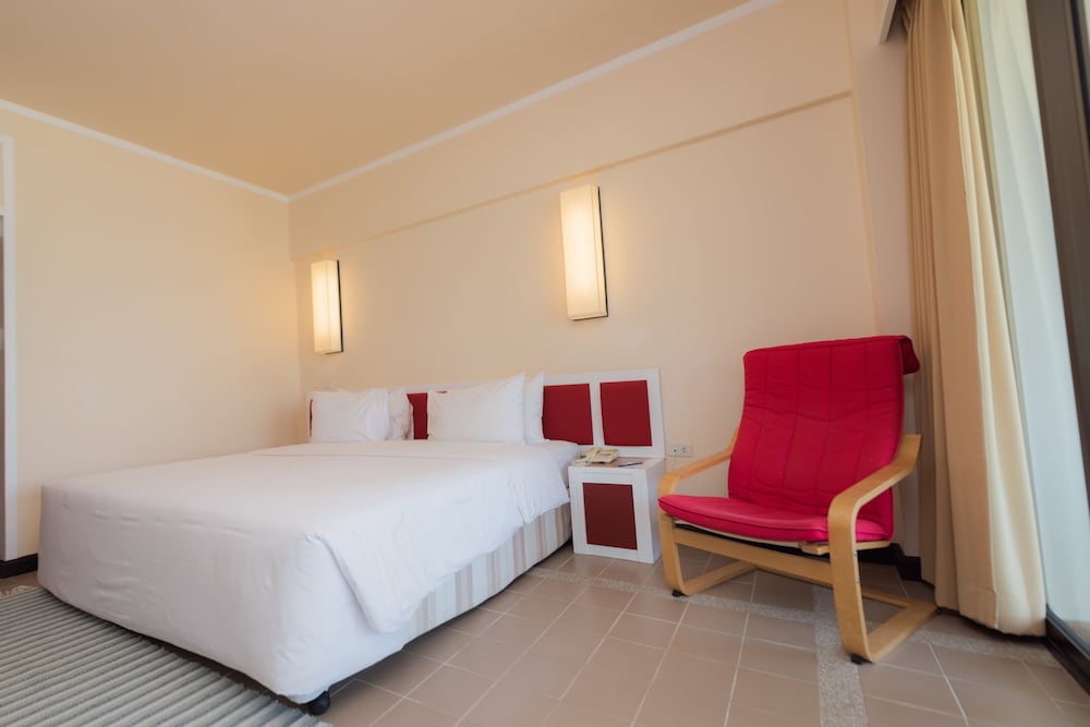 Premier Seaview - Photo 5