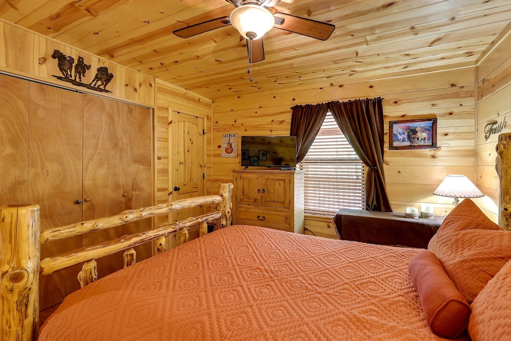 House (2 Bedrooms) photo 1