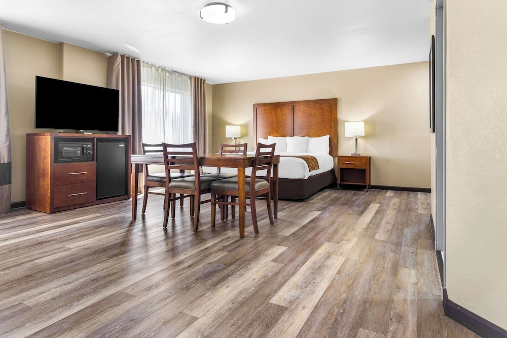 Suite, Non Smoking - Photo 4