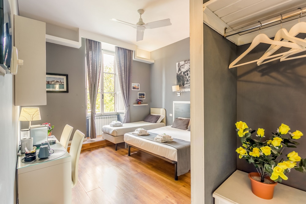 Superior Triple Room (101) photo 3