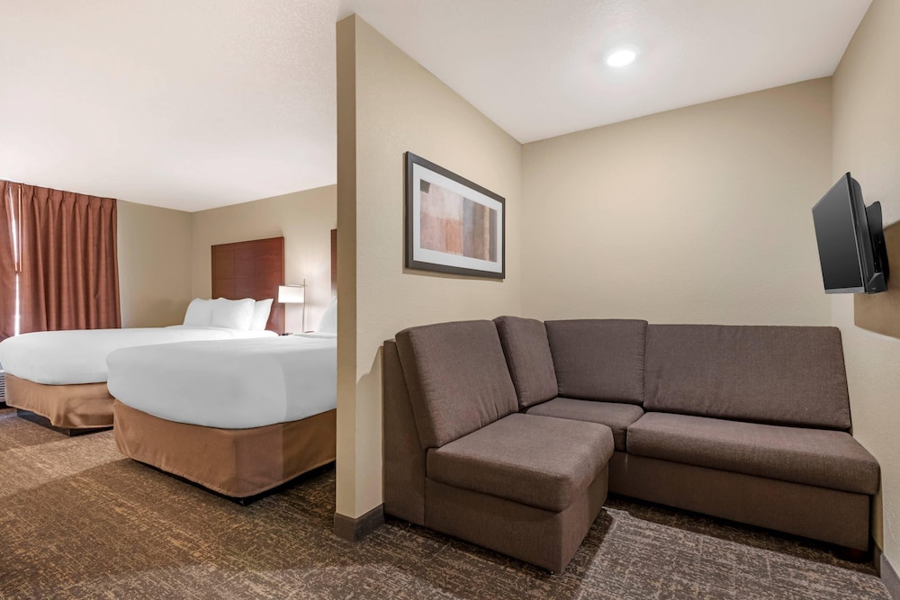 Suite, Multiple Beds, Accessible, Non Smoking (Efficiency) - Photo 5