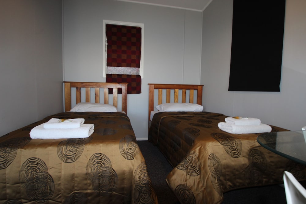 Family Motel Room For 4 photo 1