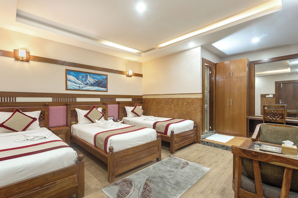 Deluxe Triple Room