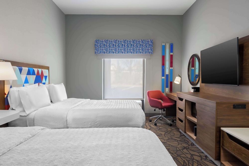 Room, 2 Queen Beds, Accessible (3x3 Shower) - Photo 2