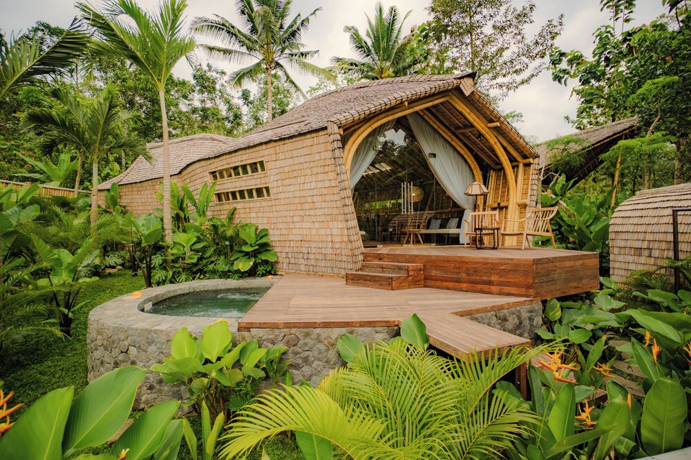 Deluxe Villa, River View photo 3