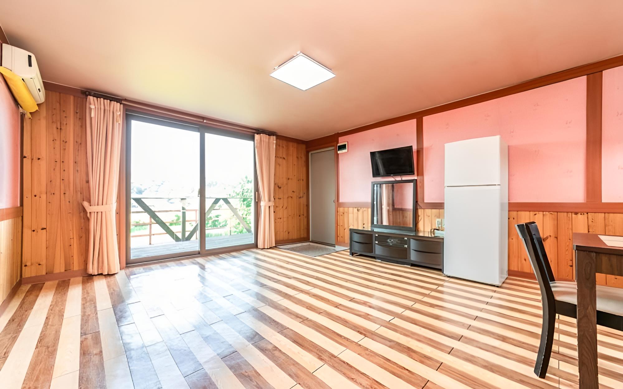 Room (Topaz Room (46 Ondol Room)) photo 1