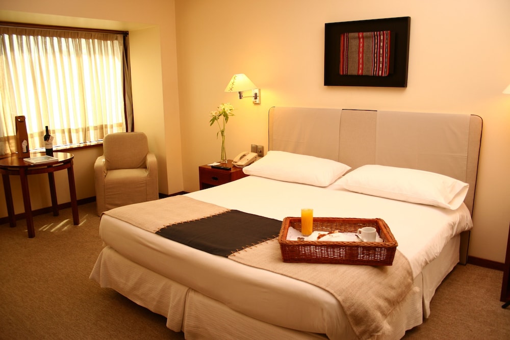 Standard Room, 1 King Bed - Photo 2