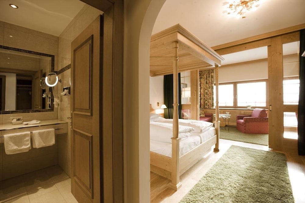 Traditional Suite, Annex Building (4 Star Superior, Landhaus) photo 3
