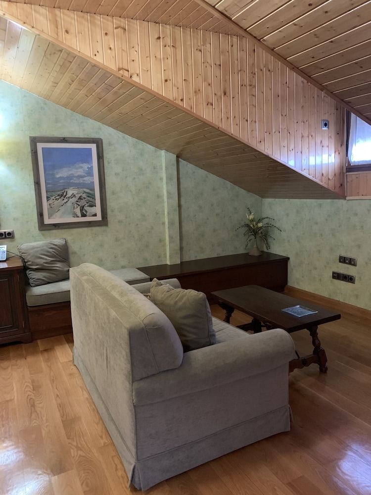 Presidential Suite photo 3