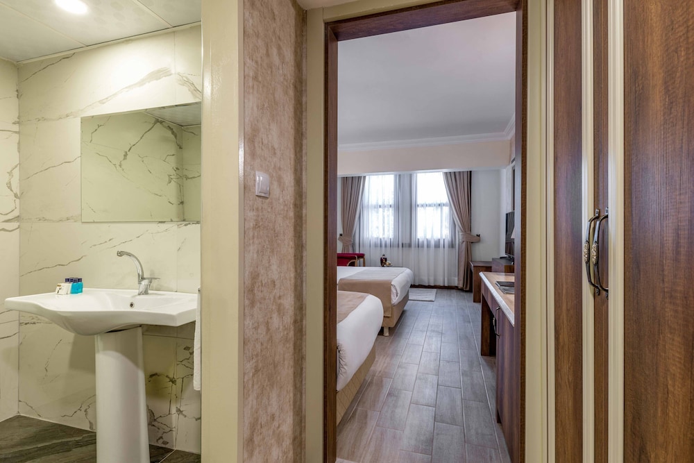 Standard Room photo 1