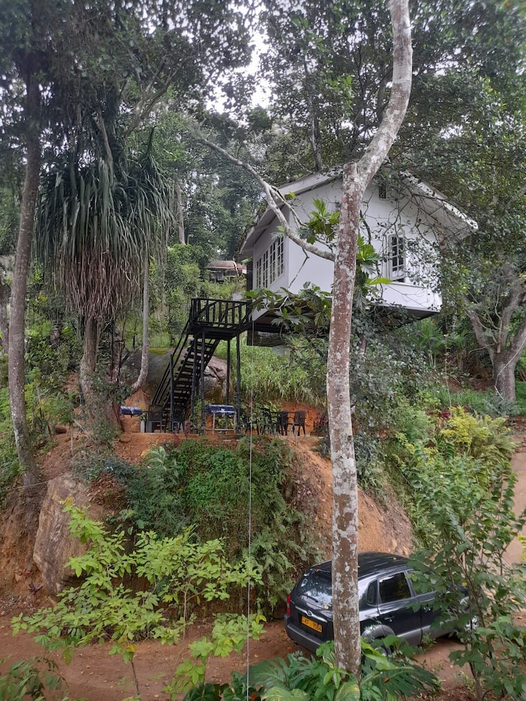 Bhagya - Single Tree-Top House photo 2