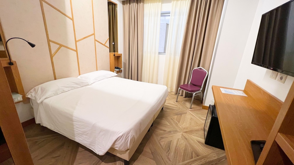Economy Double or Twin Room - Photo 1