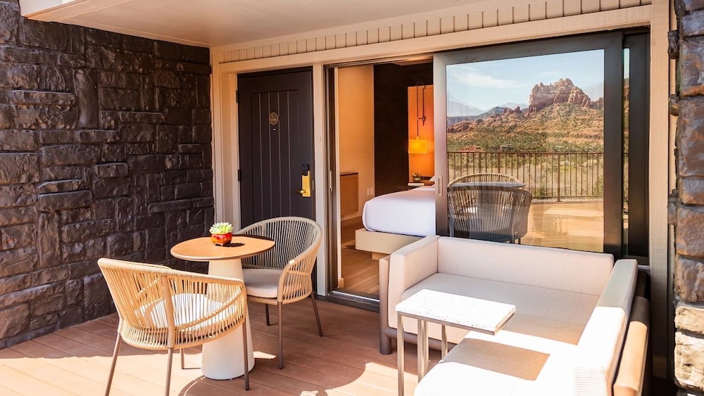 Premier Room, 1 King Bed (Cliffs,0.1mi from L'Auberge de Sedona) - Photo 3