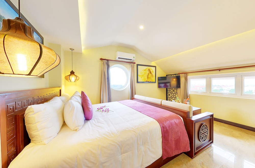 Penthouse, City View photo 2