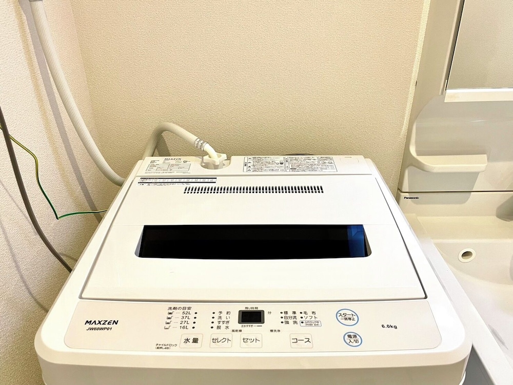 102 photo 2