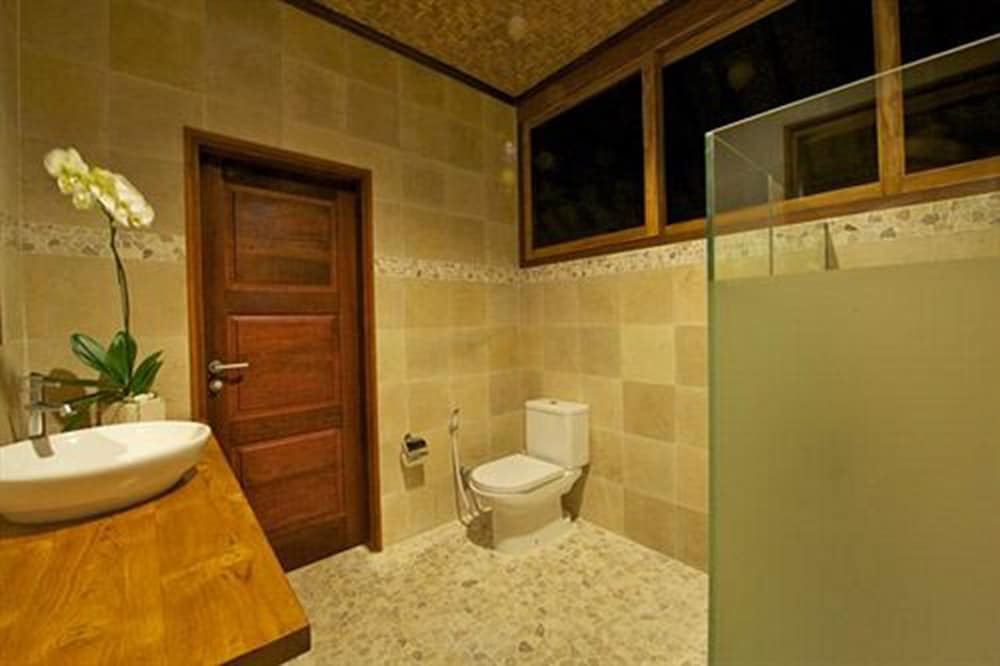 Deluxe Bungalow, 2 Twin Beds, Terrace, Pool View photo 2