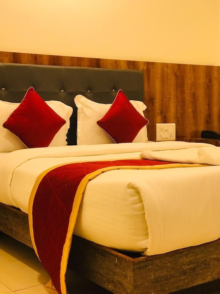 Deluxe Double Room, 1 Double Bed photo 1