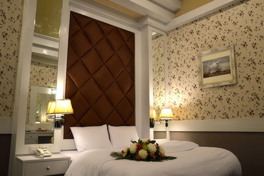 Grand Deluxe Room photo 2