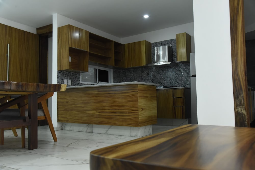 Family Suite, 2 Bedrooms, City View photo 2