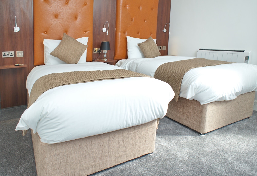 Standard Twin Room - Photo 1