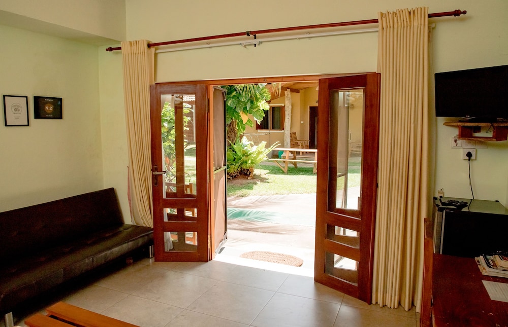 Superior Triple Room with the Garden View photo 3